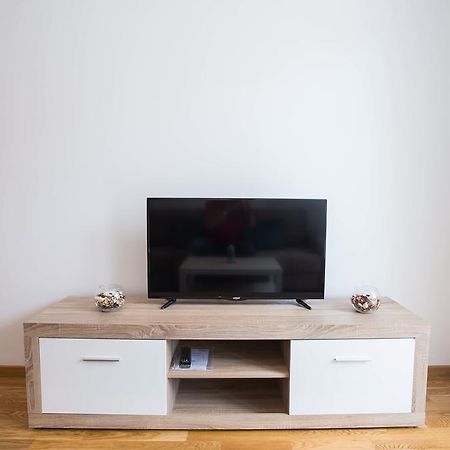 Jelena Apartment Добой Екстериор снимка